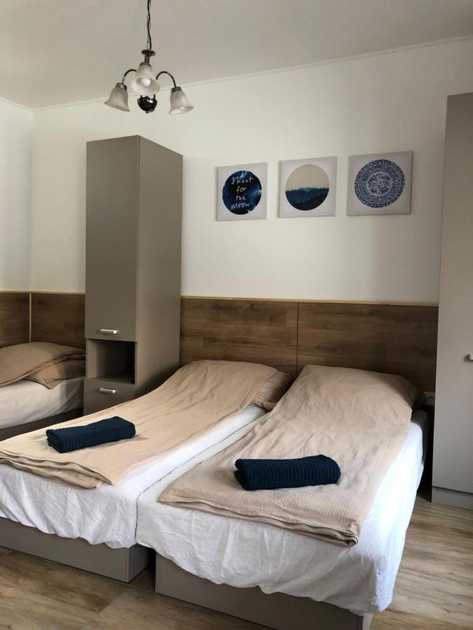 Avas Apartman มิชโคลซ์ ภายนอก รูปภาพ