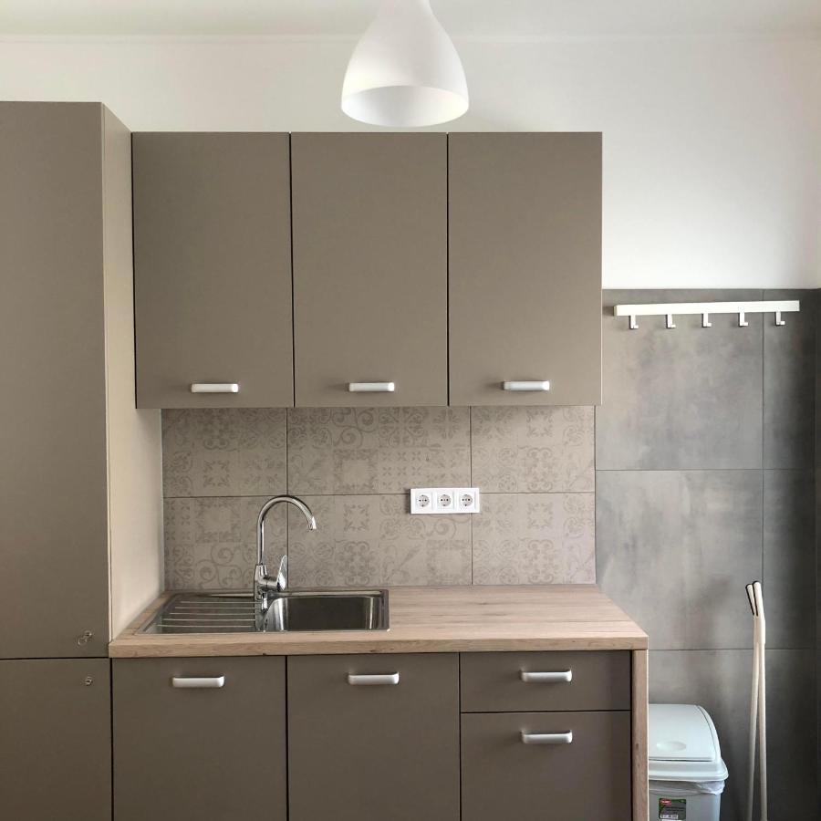 Avas Apartman มิชโคลซ์ ภายนอก รูปภาพ
