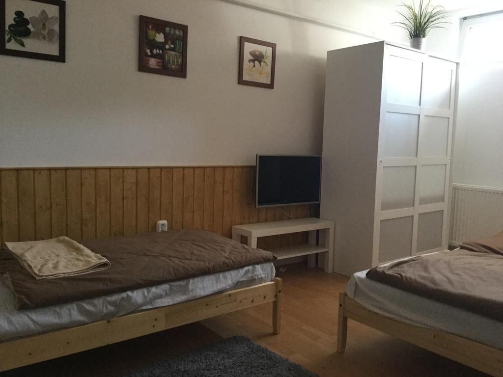 Avas Apartman มิชโคลซ์ ภายนอก รูปภาพ