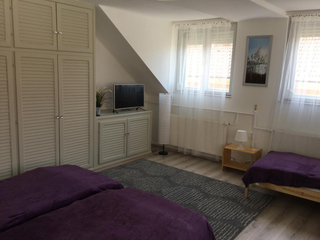 Avas Apartman มิชโคลซ์ ภายนอก รูปภาพ